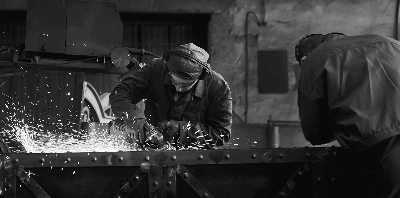 Kā kredīts uzņēmumiem palīdzēja metālapstrādes uzņēmumam atrisināt naudas plūsmas problēmas un palielināja ienākumus par 150%.